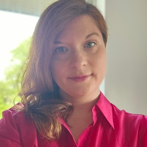 Profile picture for Rebecca Broos